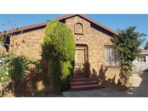 3 Bed House in Birch Acres