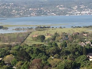 1079 m² Land available in Lake Brenton