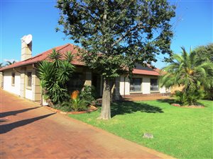 3 Bed House in Brackenhurst