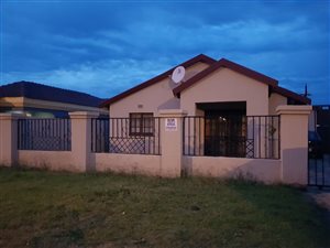 3 Bed House in Naturena