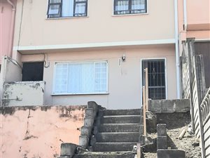 3 Bed House in Newlands East