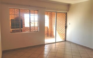 3 Bedroom Apartment in Hazeldean (Silverlakes Surroundings)