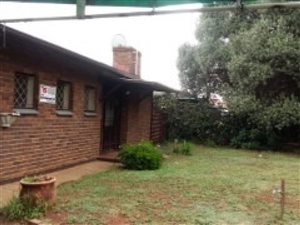 4 Bed House in Vanderbijlpark CE2