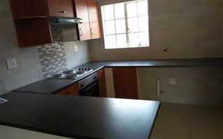 3 Bedroom House in Isandovale