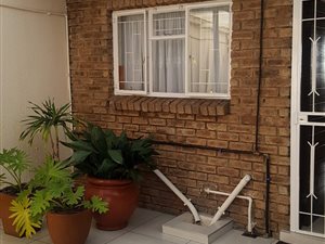 3 Bed Duplex in Vanderbijlpark CE1