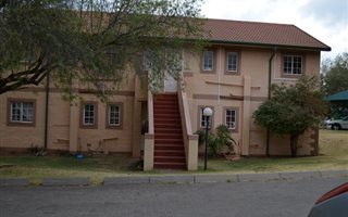 2 Bedroom Cluster in Rietvalleirand