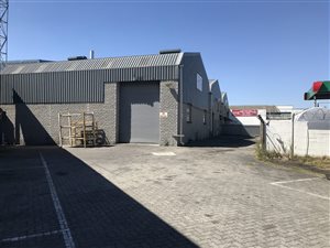 448 m² Industrial space in Airport Industria