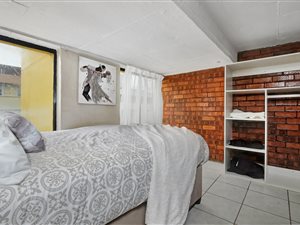 2 Bed Apartment in Johannesburg Central and CBD