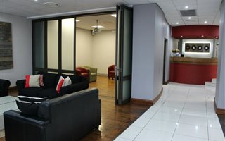 332 m² Office Space in Northern Paarl