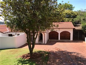 4 Bedroom House in Waterkloof Heights