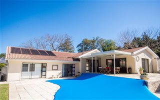 4 Bedroom House in Golden Hill