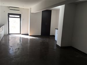 1 Bedroom Garden Cottage in Dawncliffe