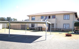 2 Bedroom Apartment in Carlswald Estate