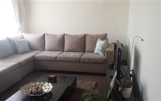 1 Bedroom Flat in Helderkruin