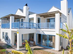 3 Bed Cluster in Blue Lagoon