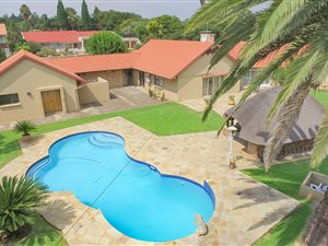 5 Bed House in Morninghill