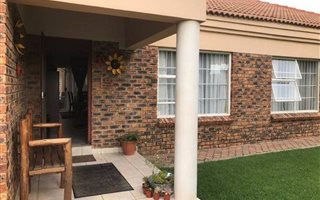 3 Bedroom Cluster in Kempton Park Central