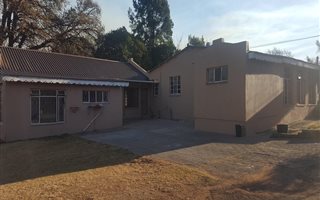 4 Bedroom House in Daleside
