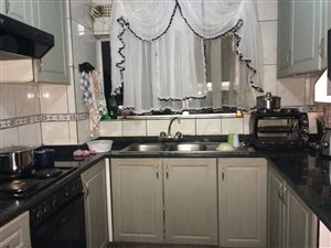 3 Bed Apartment in Brackenham