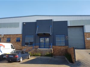 725 m² Industrial space in North Riding