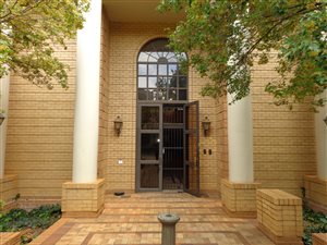 1000 m² Commercial space in Arcadia