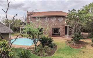4 Bedroom House in Pebble Rock