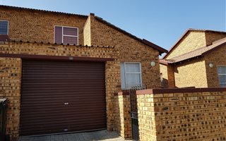 3 Bedroom Townhouse in Honey Park
