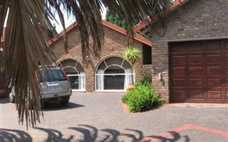 4 Bedroom House in Del Judor