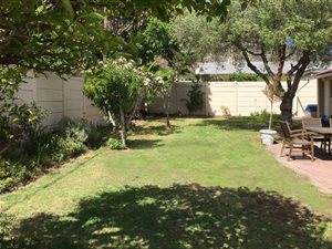 3 Bed House in Lakeside