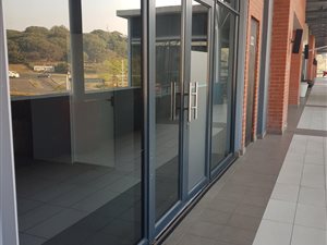 135 m² Retail Space in Salt Rock