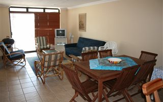 2 Bedroom Apartment in Jeffreys Bay