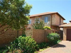 3 Bed Duplex in Hazeldean (Silverlakes Surroundings)