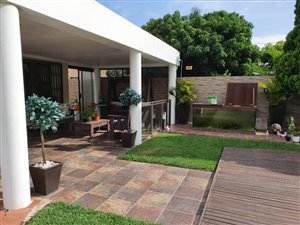 4 Bed House in Centenary Park