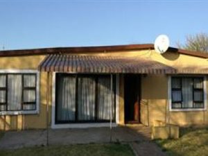 3 Bed House in Wright Park
