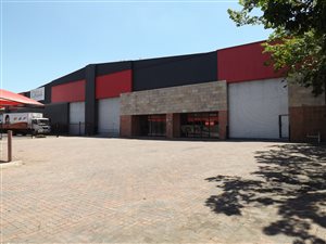 5300 m² Commercial space in Riverside Park