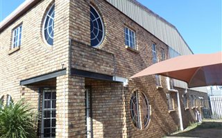 Industrial space in Hughes