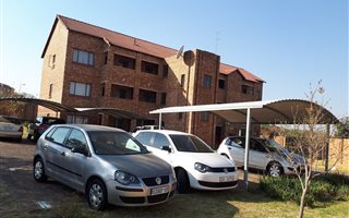 2 Bedroom Apartment in President Park