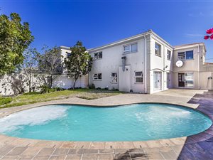 5 Bedroom House in Crawford