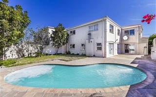 5 Bedroom House in Crawford