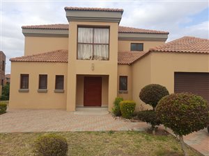 5 Bed House in Theresa Park