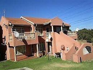 2 Bedroom Townhouse in Rembrandt Park