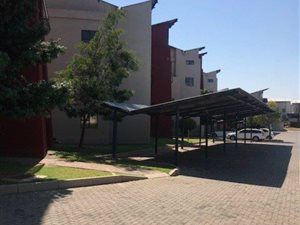 1 Bed Apartment in Rooihuiskraal