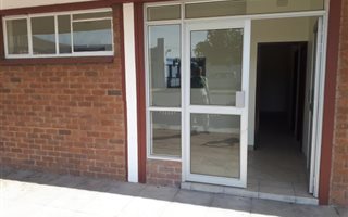 150 m² Office Space in Rustenburg Central