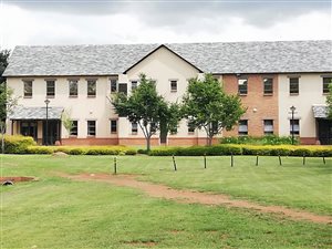Commercial space in Eldoraigne
