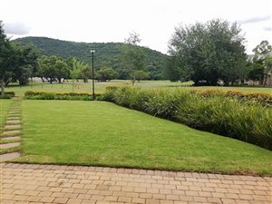 Commercial space in Eldoraigne