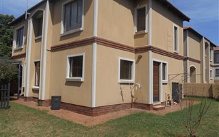 3 Bedroom House in Albertsdal