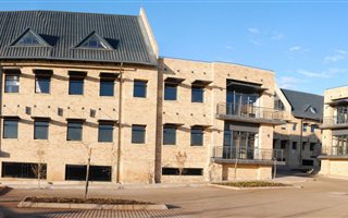 166 m² Office Space in Highveld