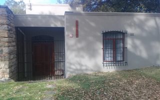 6 Bedroom House in West Hill