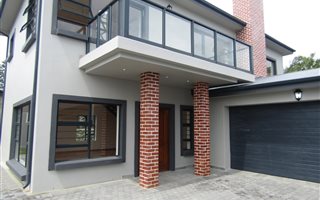 3 Bedroom Duet in Linkside