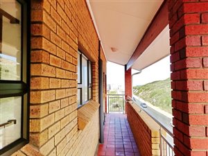 2 Bed Apartment in Mossel Bay Central